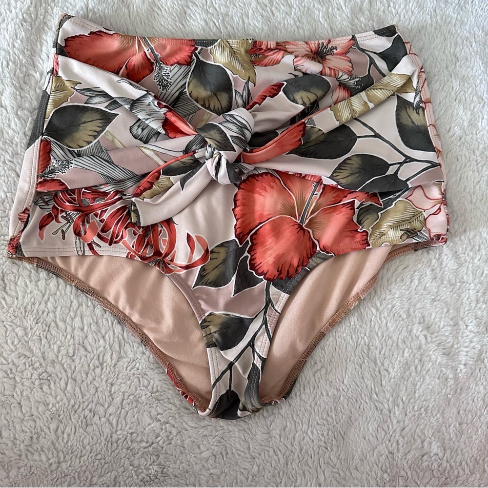 ‼️SOLD‼️ OG VH original release Tie Front Swim Bottoms